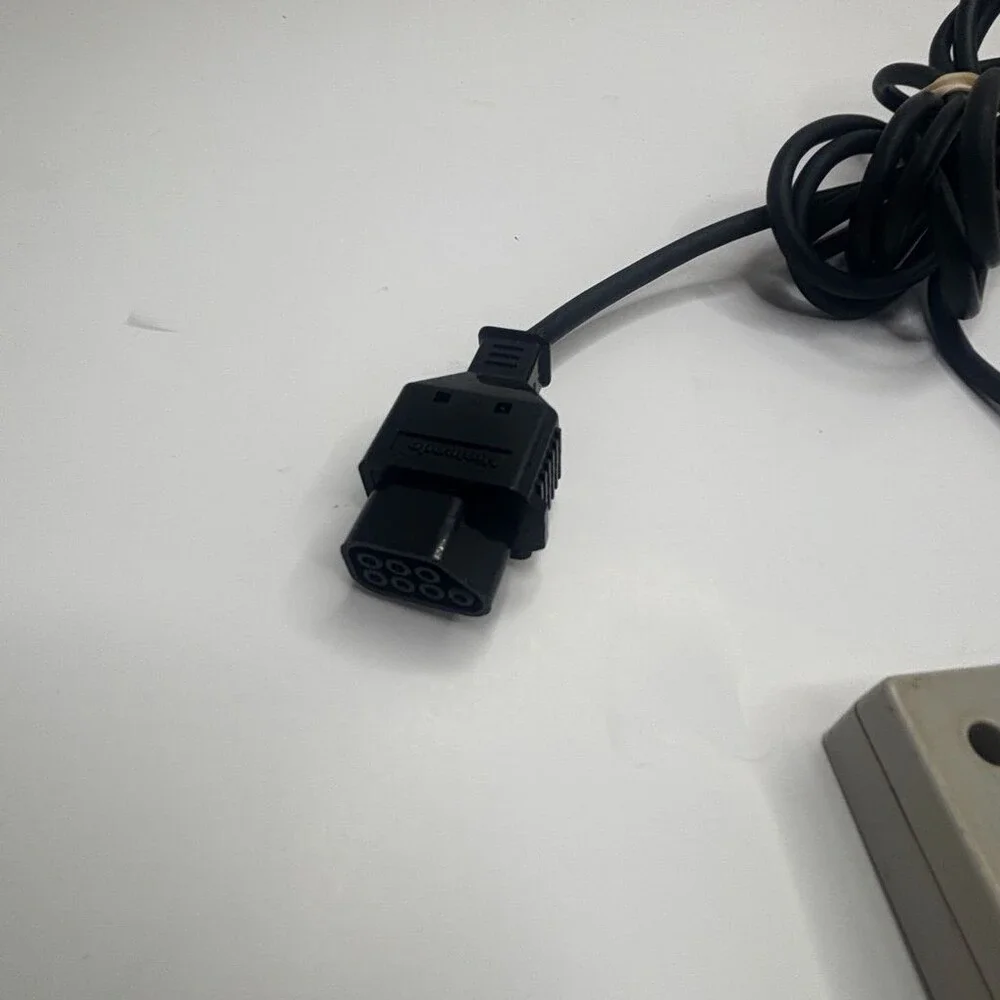 OEM Gray Nintendo Entertainment System 8-Bit Wired NES Controller NES-004